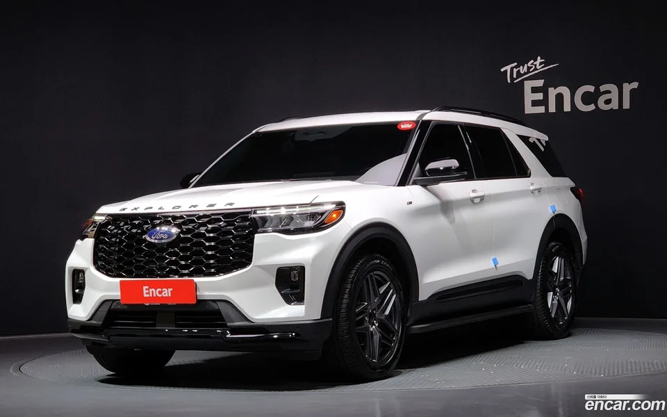 Ford Explorer 2.3 ST- 4WD 2025 — фото 1, купить с доставкой в Москву