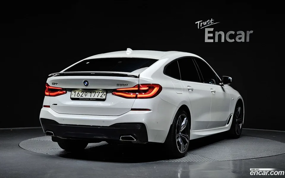 BMW 6 Series GT 630i xDrive M 2023 — миниатюра 2