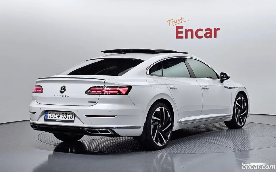 Volkswagen Arteon 2.0 TDI R-LINE 4 2022 — миниатюра 2