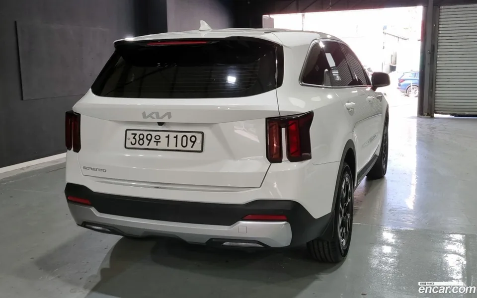 Kia Sorento 2.5T 2WD 2024 — миниатюра 2