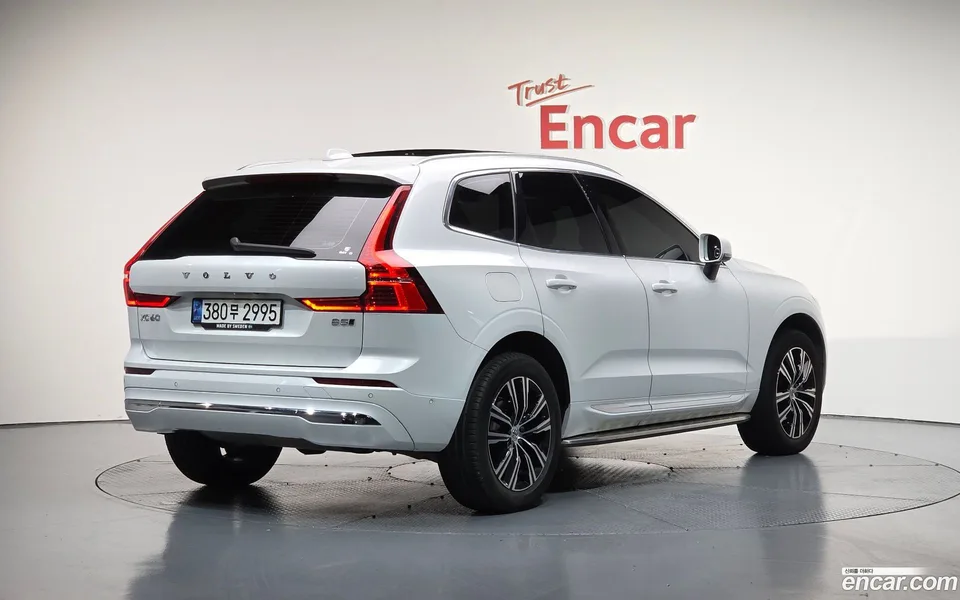Volvo XC60 B5 2022 — миниатюра 2
