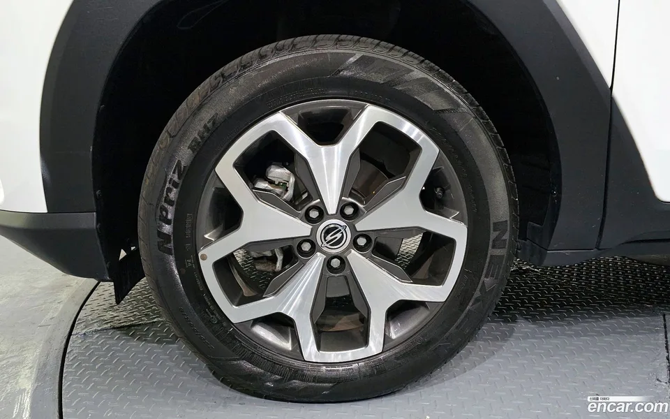 KG Mobility Torres 1.5 2WD 2022 — миниатюра 5