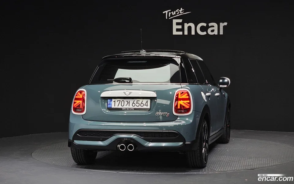 MINI Cooper S 5 2023 — миниатюра 4