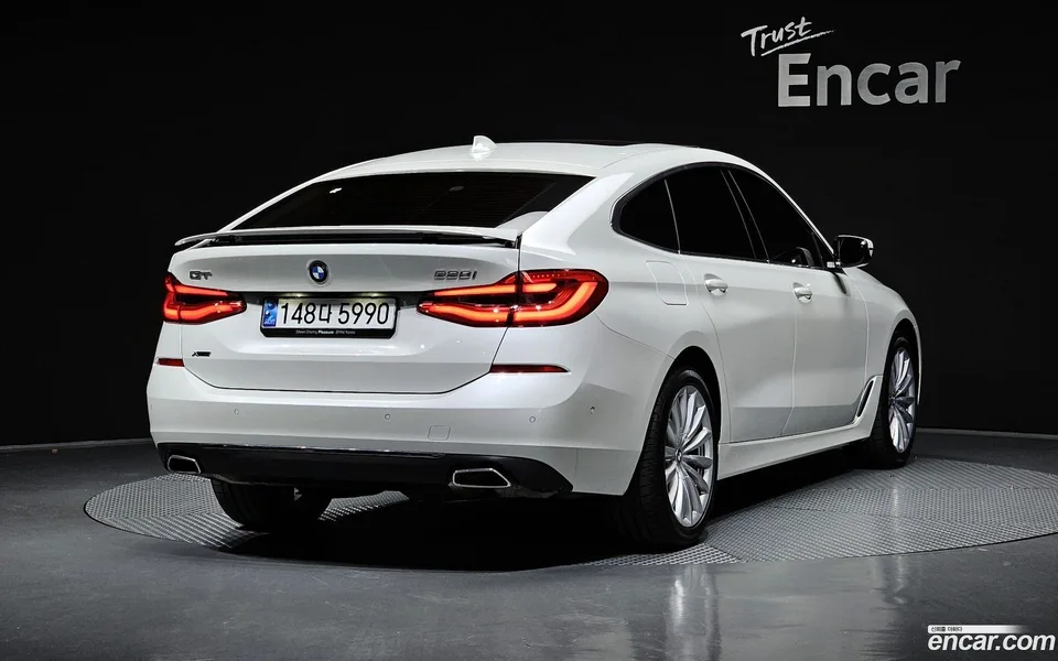 BMW 6 Series GT 630i xDrive 2024 — миниатюра 2