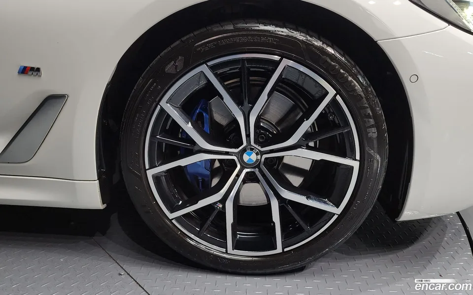 BMW 5 Series 530i M 2022 — миниатюра 5