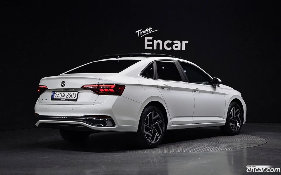 Volkswagen Jetta 1.5 TSI 2023 — миниатюра 2