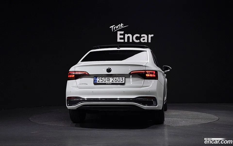 Volkswagen Jetta 1.5 TSI 2023 — миниатюра 4