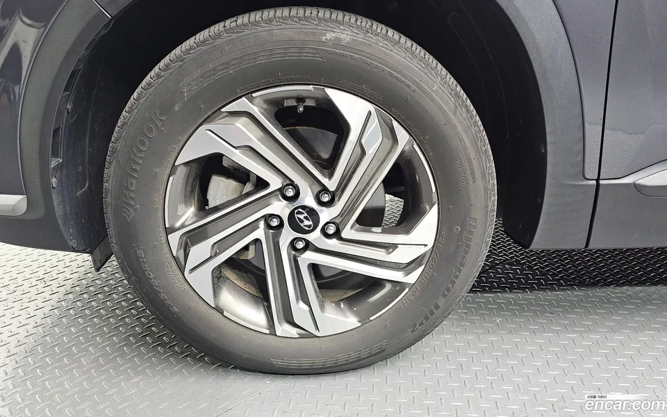 Hyundai SantaFe 2.2 2WD 2022 — миниатюра 5