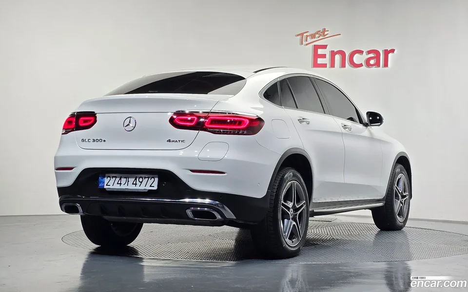 Mercedes-Benz GLC-Class GLC300e 4MATIC 2022 — миниатюра 2