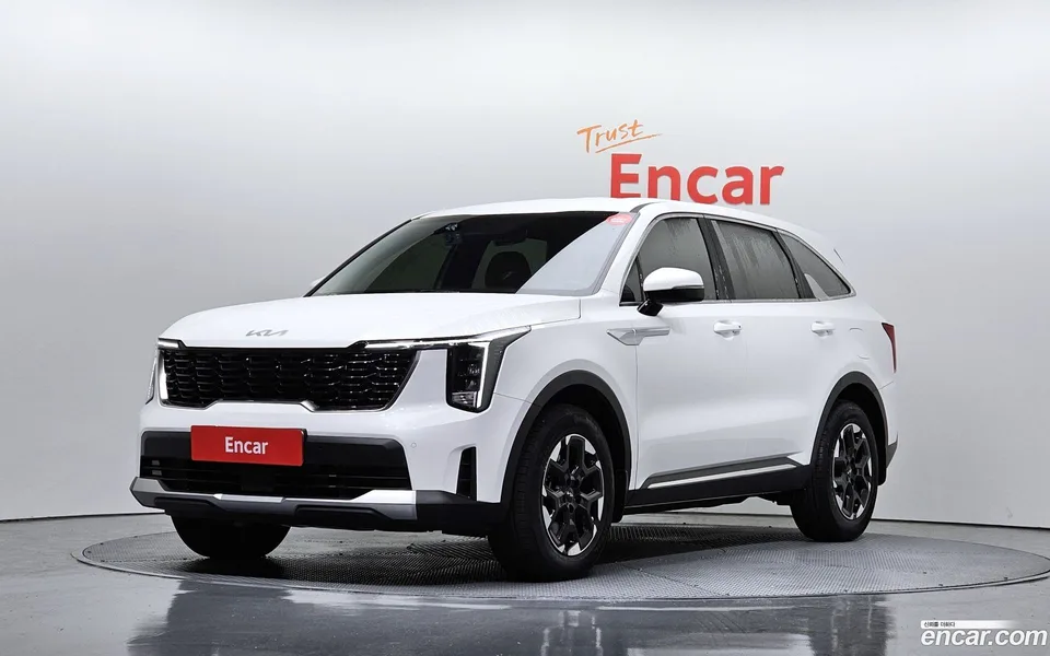 Kia Sorento 2.5T 2WD 2024 — фото 1, купить с доставкой в Москву