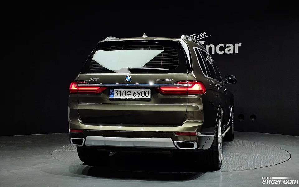 BMW X7 xDrive 40i 7 2022 — миниатюра 4
