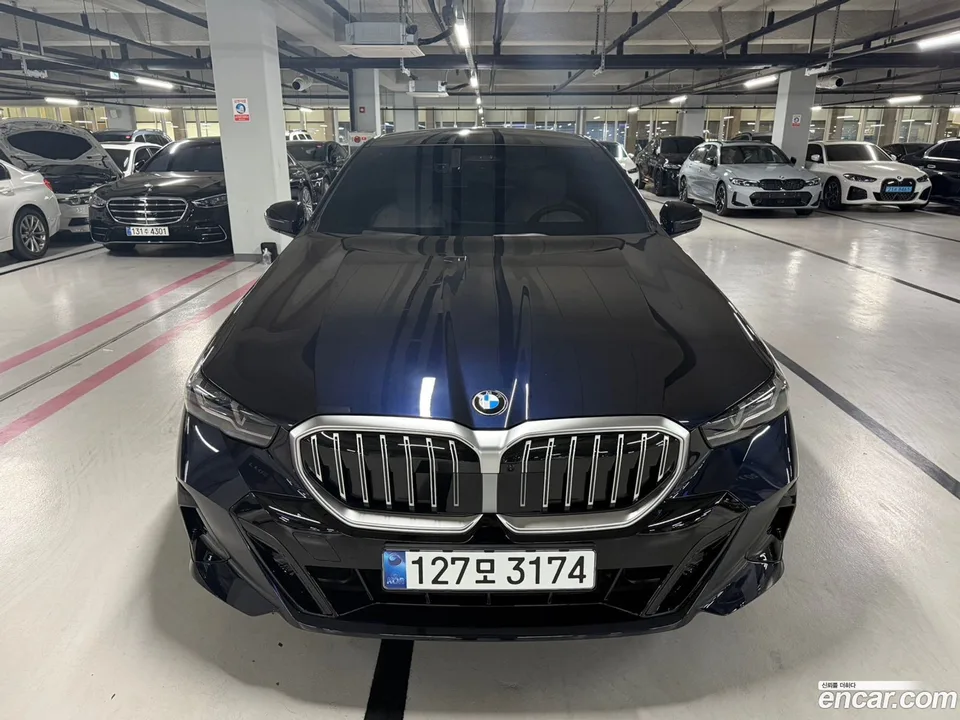 BMW 5 Series 520i M 2025 — миниатюра 2