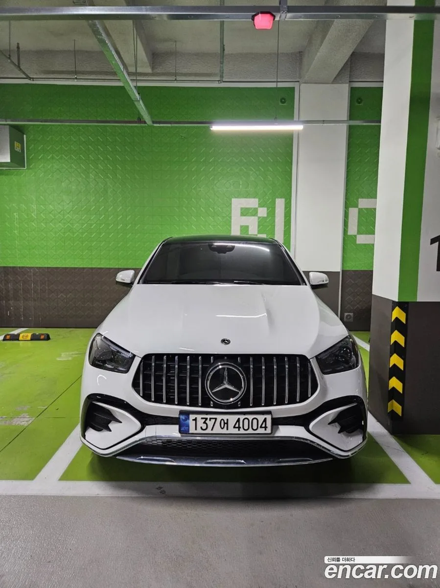 Mercedes-Benz GLE-Class GLE450d 4MATIC 2023 — фото 1, купить с доставкой в Москву