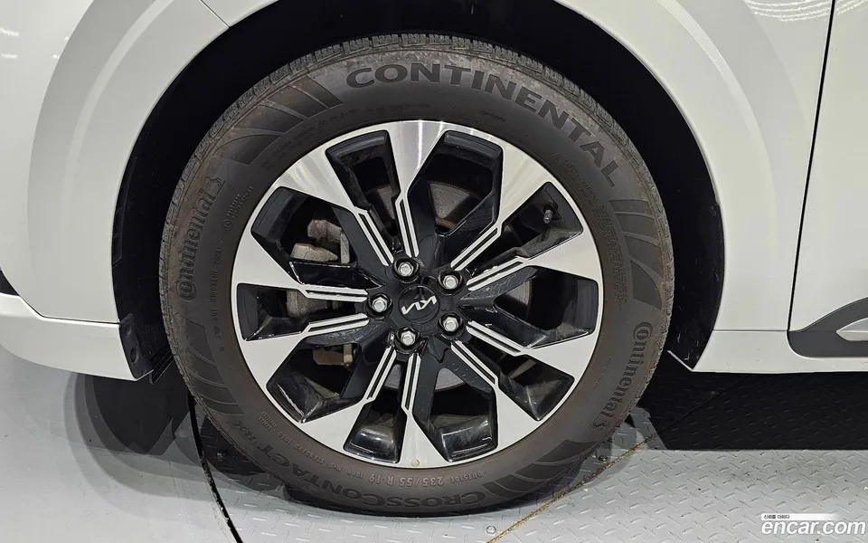 Kia Carnival 4 2023 — миниатюра 5