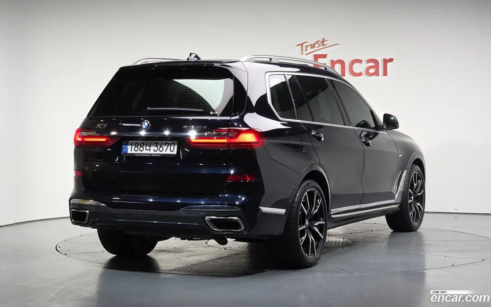 BMW X7 xDrive 40d M 6 2022 — миниатюра 2