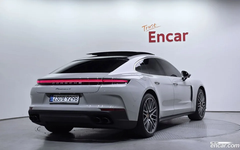 Porsche Panamera (976) 2.9 AWD E- 2024 — миниатюра 2