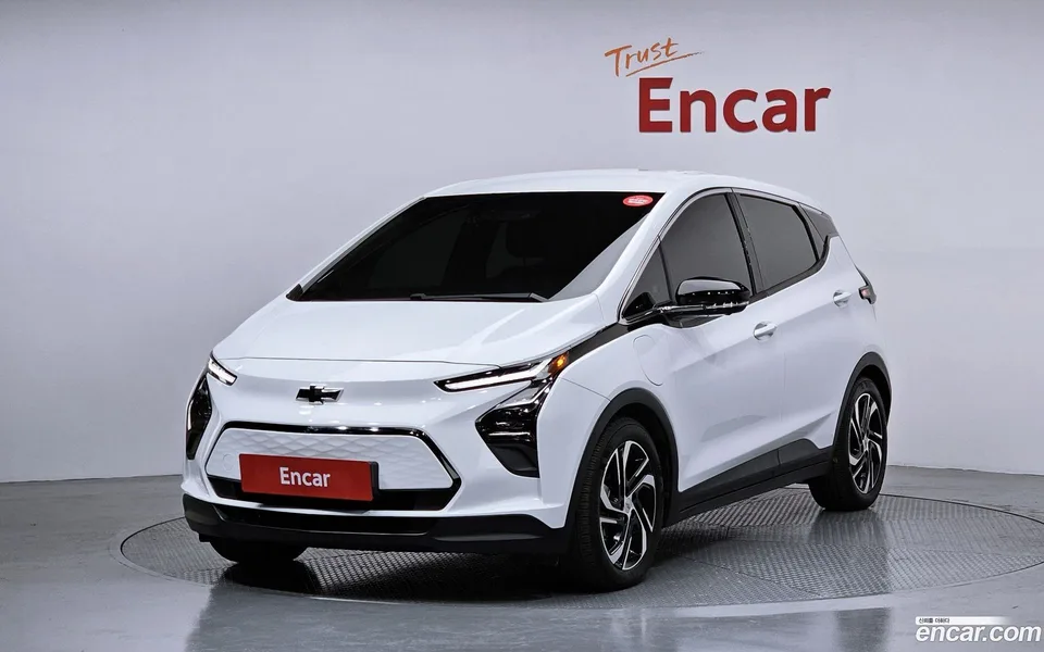 Chevrolet Bolt EV EV 2022 — фото 1, купить с доставкой в Москву