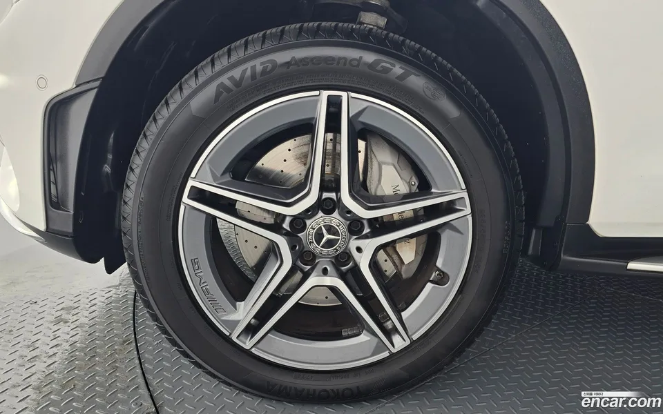 Mercedes-Benz GLC-Class GLC300e 4MATIC 2022 — миниатюра 5