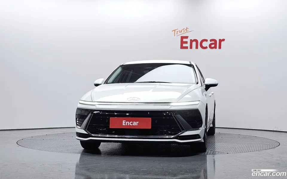 Hyundai Sonata The Edge 2.0 2023 — миниатюра 3