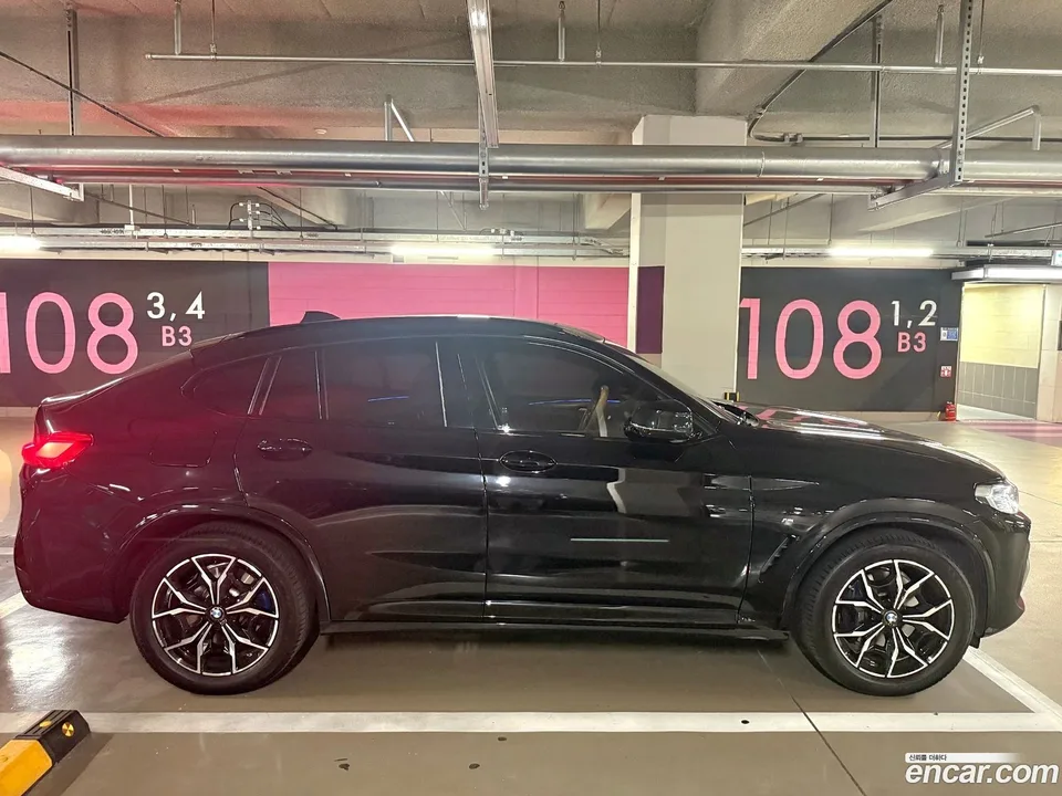 BMW X4 xDrive20i M 2024 — миниатюра 3