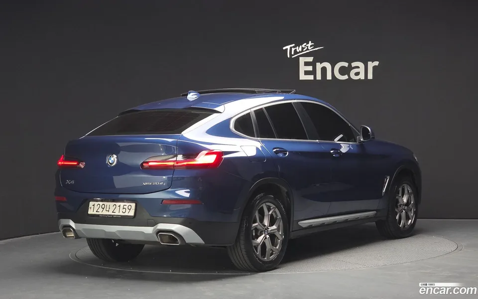 BMW X4 xDrive20d xLine 2022 — миниатюра 2