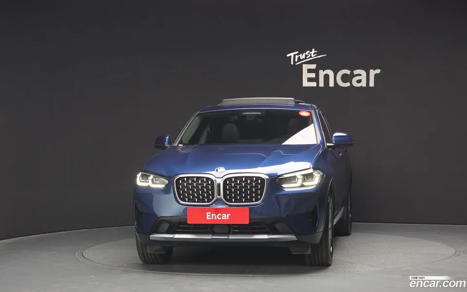 BMW X4 xDrive20d xLine 2022 — миниатюра 3