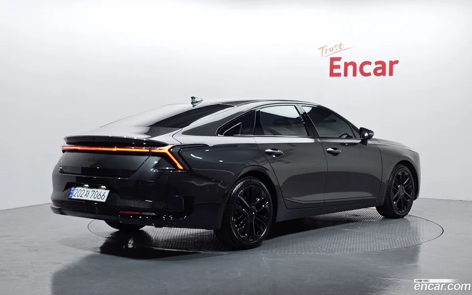 Kia K8 Hybrid 2025 — миниатюра 2