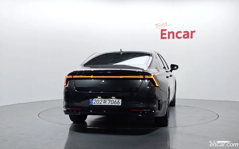 Kia K8 Hybrid 2025 — миниатюра 4