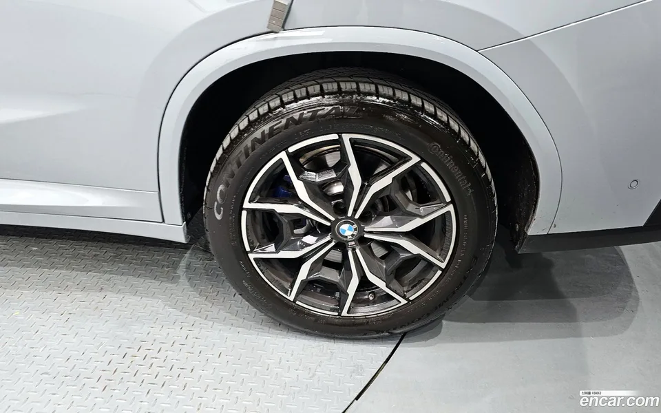 BMW X4 xDrive20i M 2023 — миниатюра 5