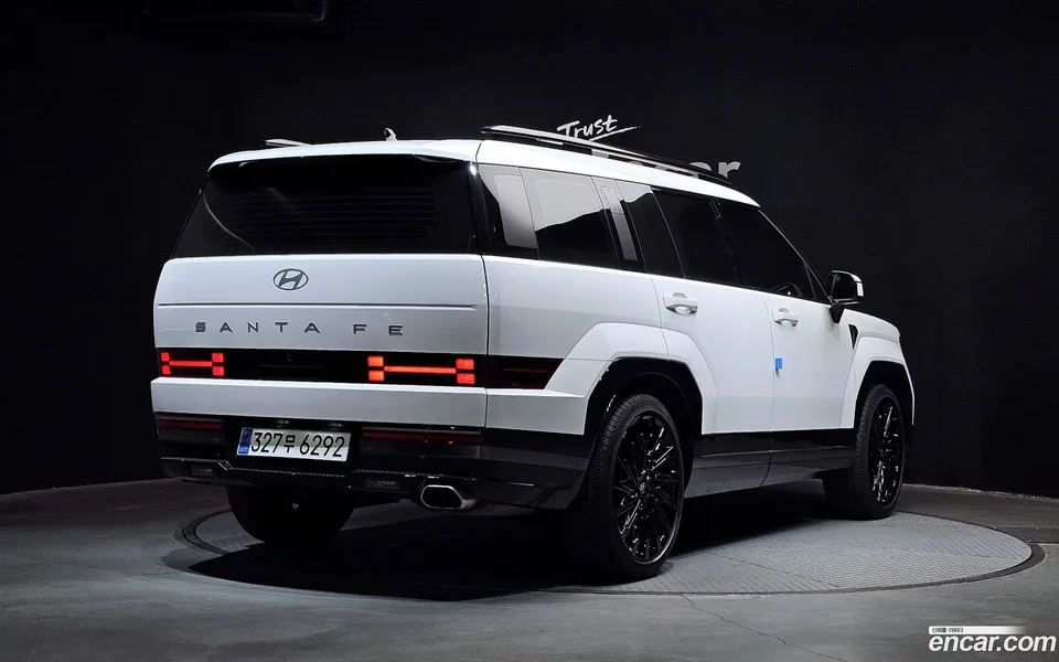 Hyundai SantaFe 2.5T 2WD 2023 — миниатюра 2