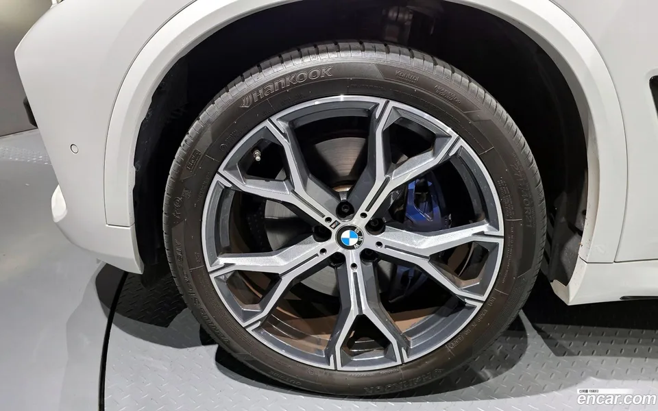 BMW X5 xDrive 30d M 2022 — миниатюра 5