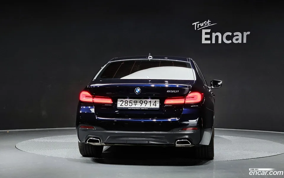 BMW 5 Series 530i M 2023 — миниатюра 4