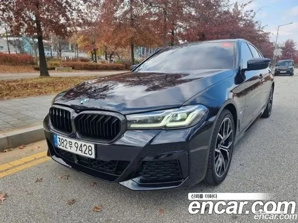 BMW 5 Series 530i xDrive M 2023 — фото 1, купить с доставкой в Москву