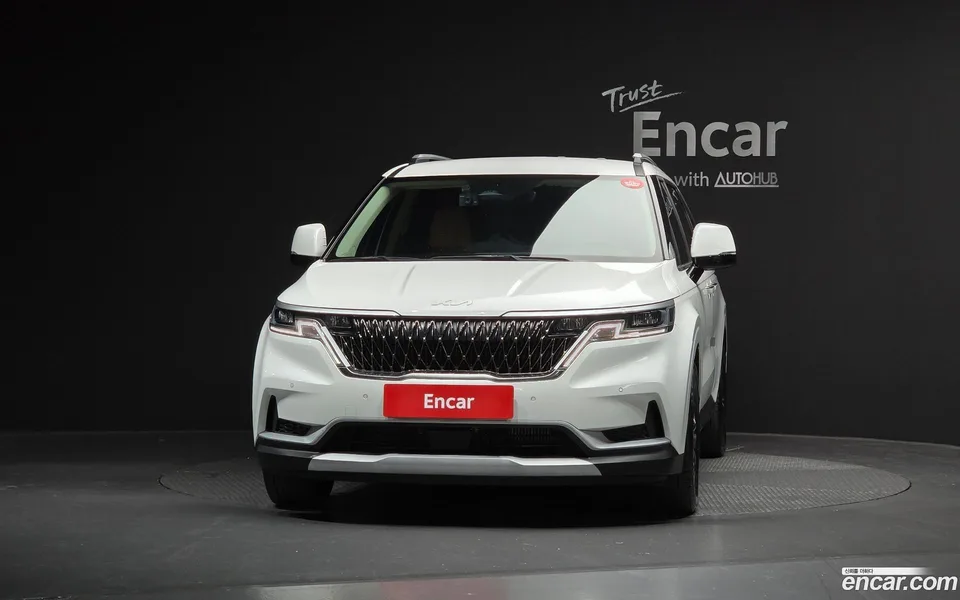 Kia Carnival 11 2023 — миниатюра 3