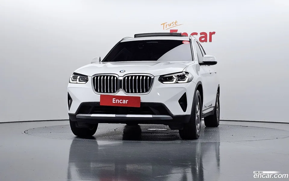 BMW X3 xDrive 20i 2022 — миниатюра 3