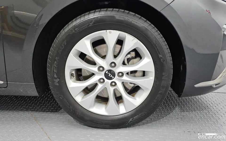 Kia K8 2.5 2WD 2022 — миниатюра 5
