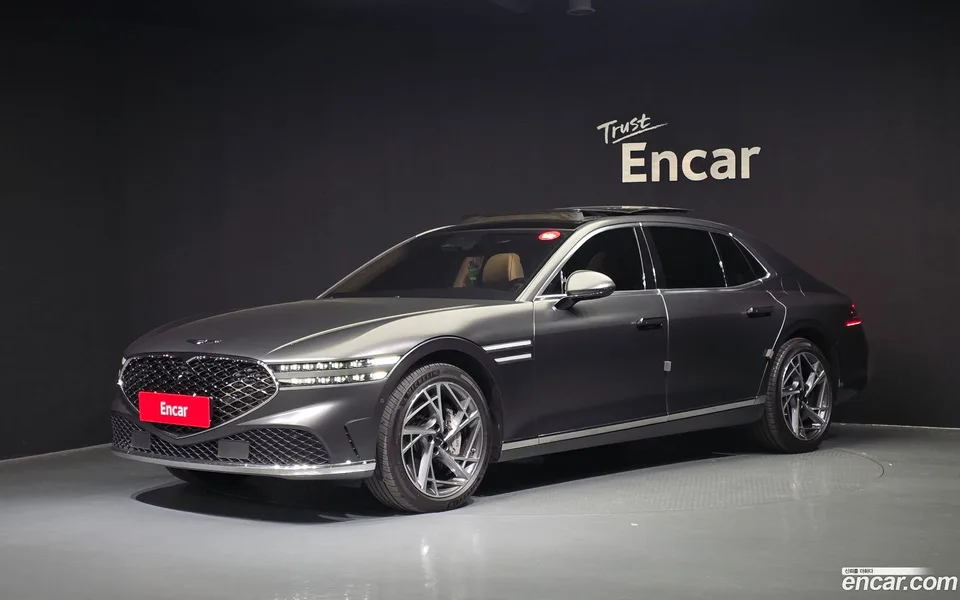 Genesis G90 3.5 AWD 2022 — фото 1, купить с доставкой в Москву