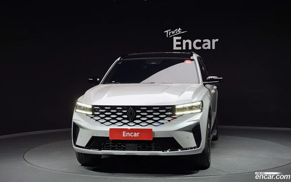 Renault Samsung Grand Koleos 1.5 E-TECH 2WD 2025 — миниатюра 3