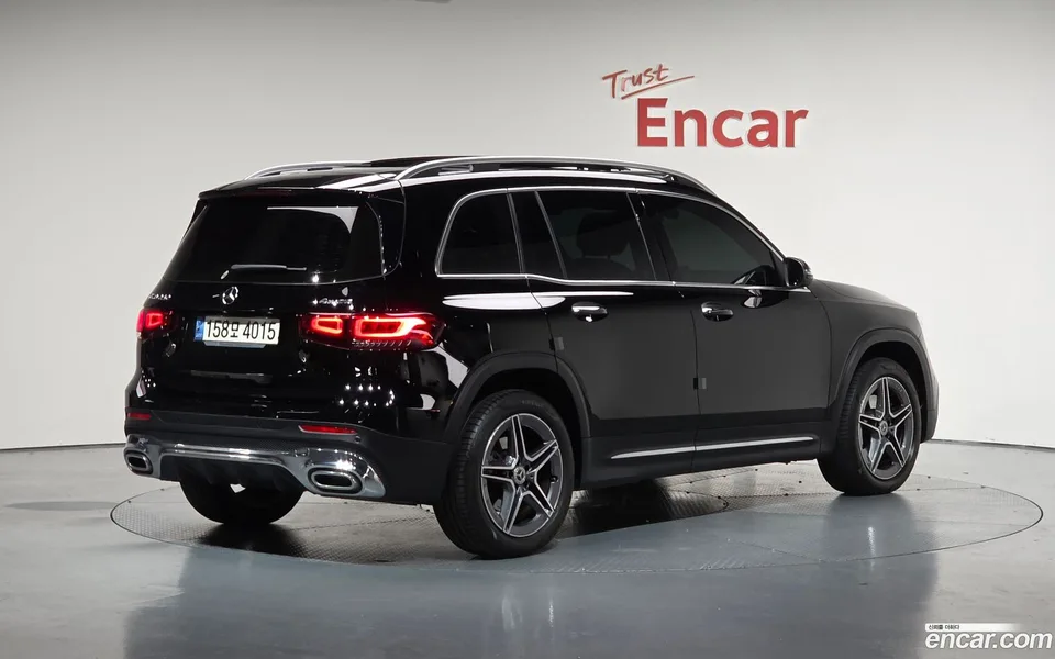 Mercedes-Benz GLB-Class GLB250 4MATIC 2022 — миниатюра 2