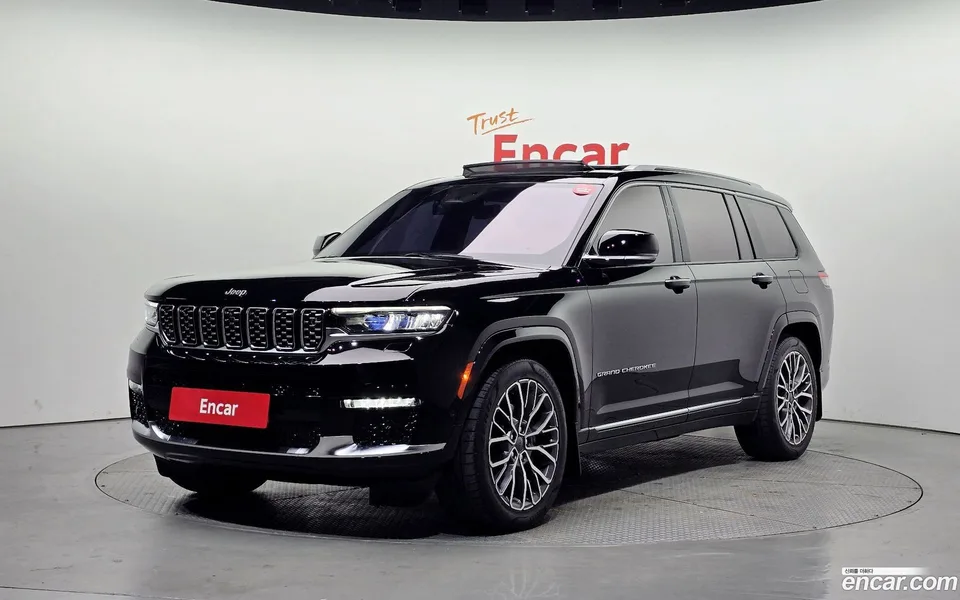 Jeep Grand Cherokee L 3.6 2022 — фото 1, купить с доставкой в Москву