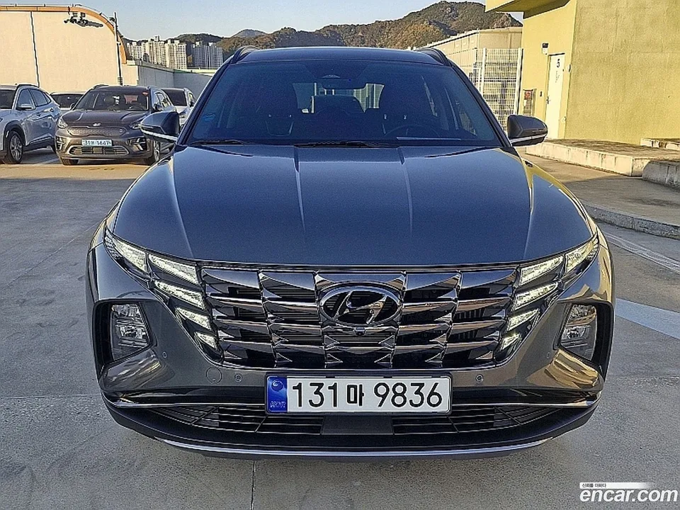 Hyundai Tucson Hybrid 2WD 2023 — фото 1, купить с доставкой в Москву