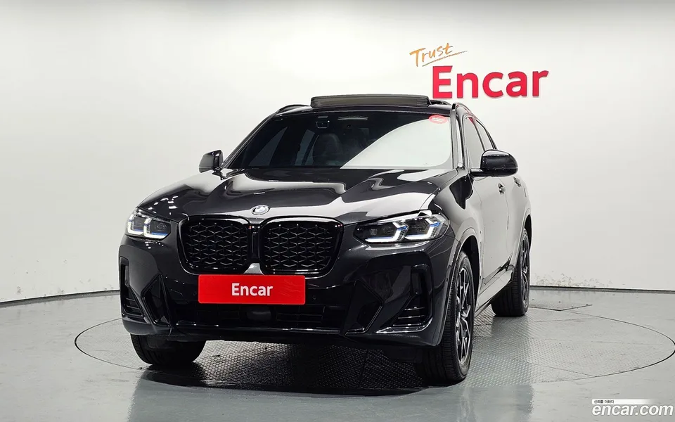 BMW X4 xDrive20i M 2022 — миниатюра 3