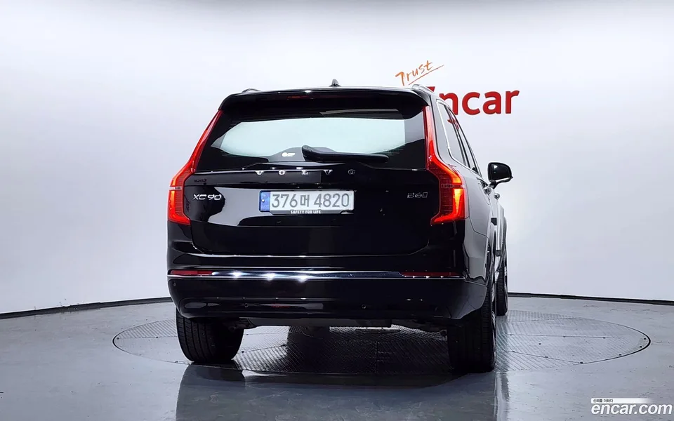 Volvo XC90 B6 2023 — миниатюра 4