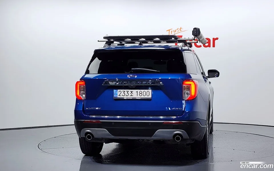 Ford Explorer 2.3 4WD 2022 — миниатюра 4