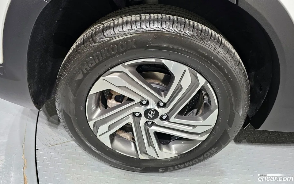 Hyundai SantaFe 2.2 4WD 2023 — миниатюра 5