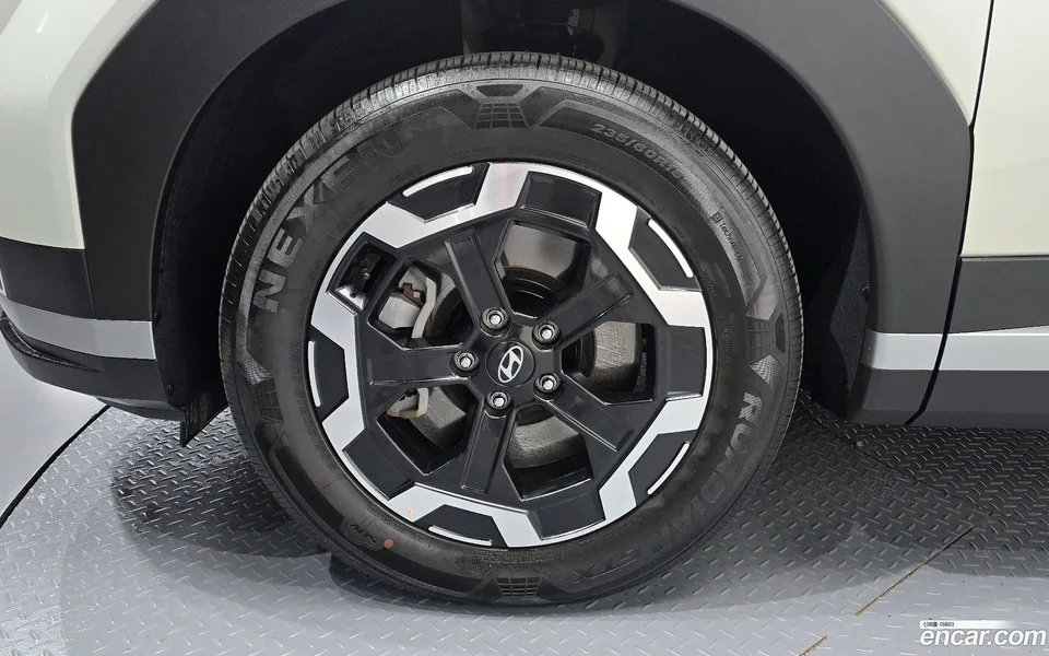 Hyundai SantaFe 2.5T 2WD 2023 — миниатюра 5
