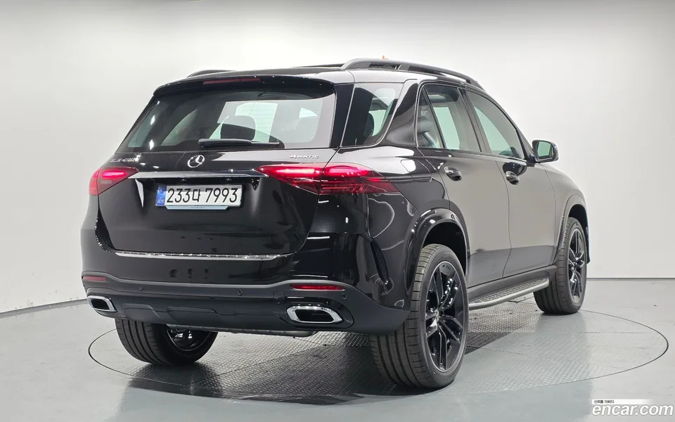 Mercedes-Benz GLE-Class GLE450 4MATIC AMG Line 2025 — миниатюра 2