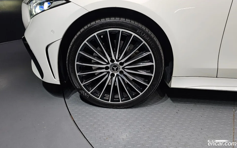 Mercedes-Benz CLS-Class CLS450 4MATIC 2023 — миниатюра 5