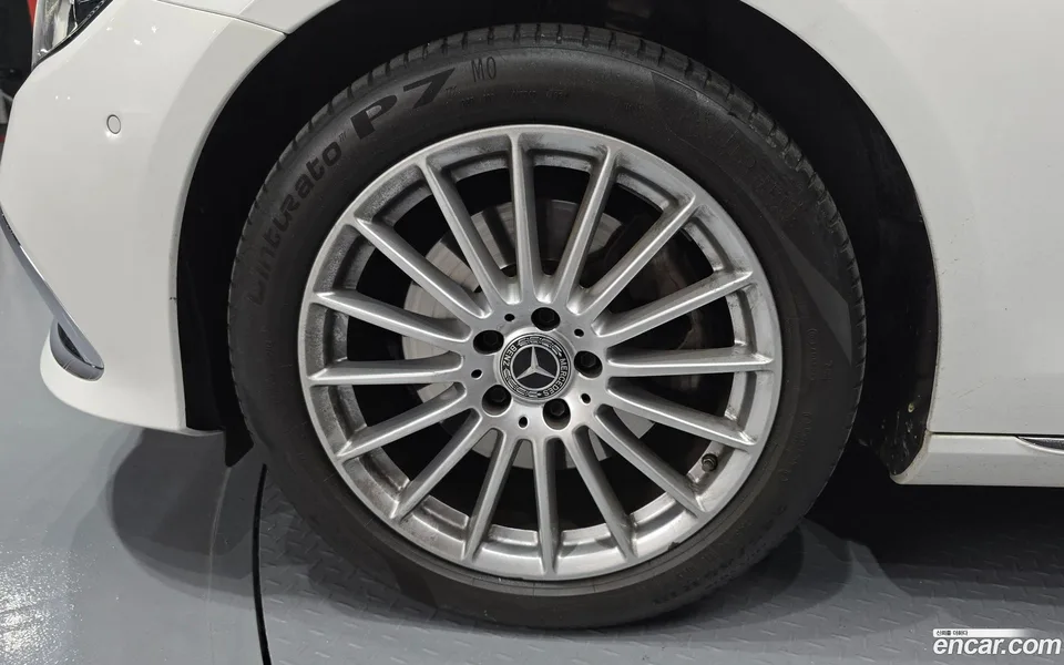 Mercedes-Benz E-Class E250 2022 — миниатюра 5
