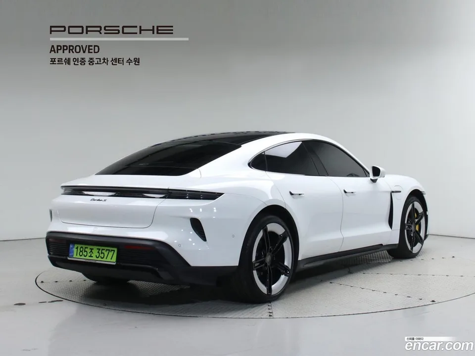 Porsche Taycan S 2025 — миниатюра 2